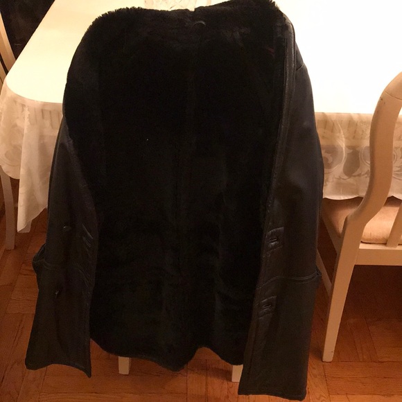 Used - Picture 2 of 2